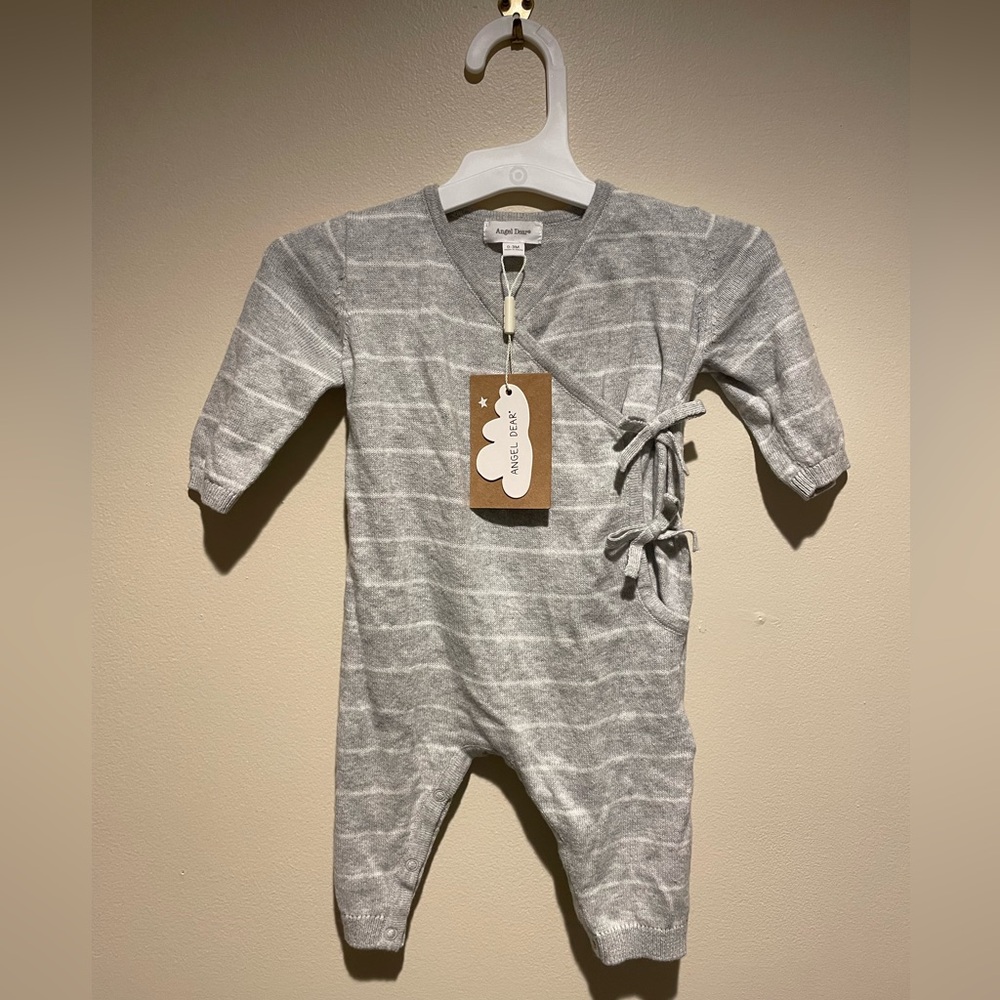New with tags ** baby onesie 0-3months